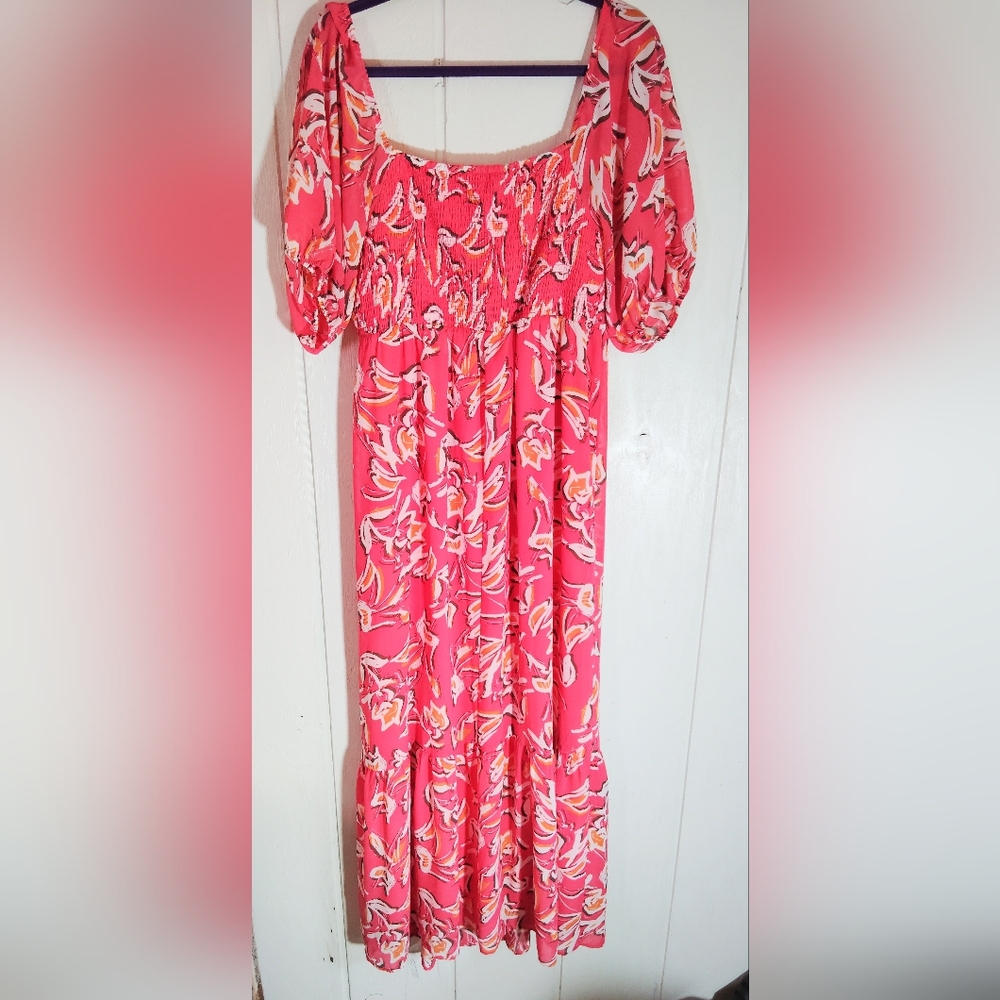 NWOT!! COLLECTIVE CONCEPTS, Puff Short Sleeve Floral Maxi Dress. Size XL